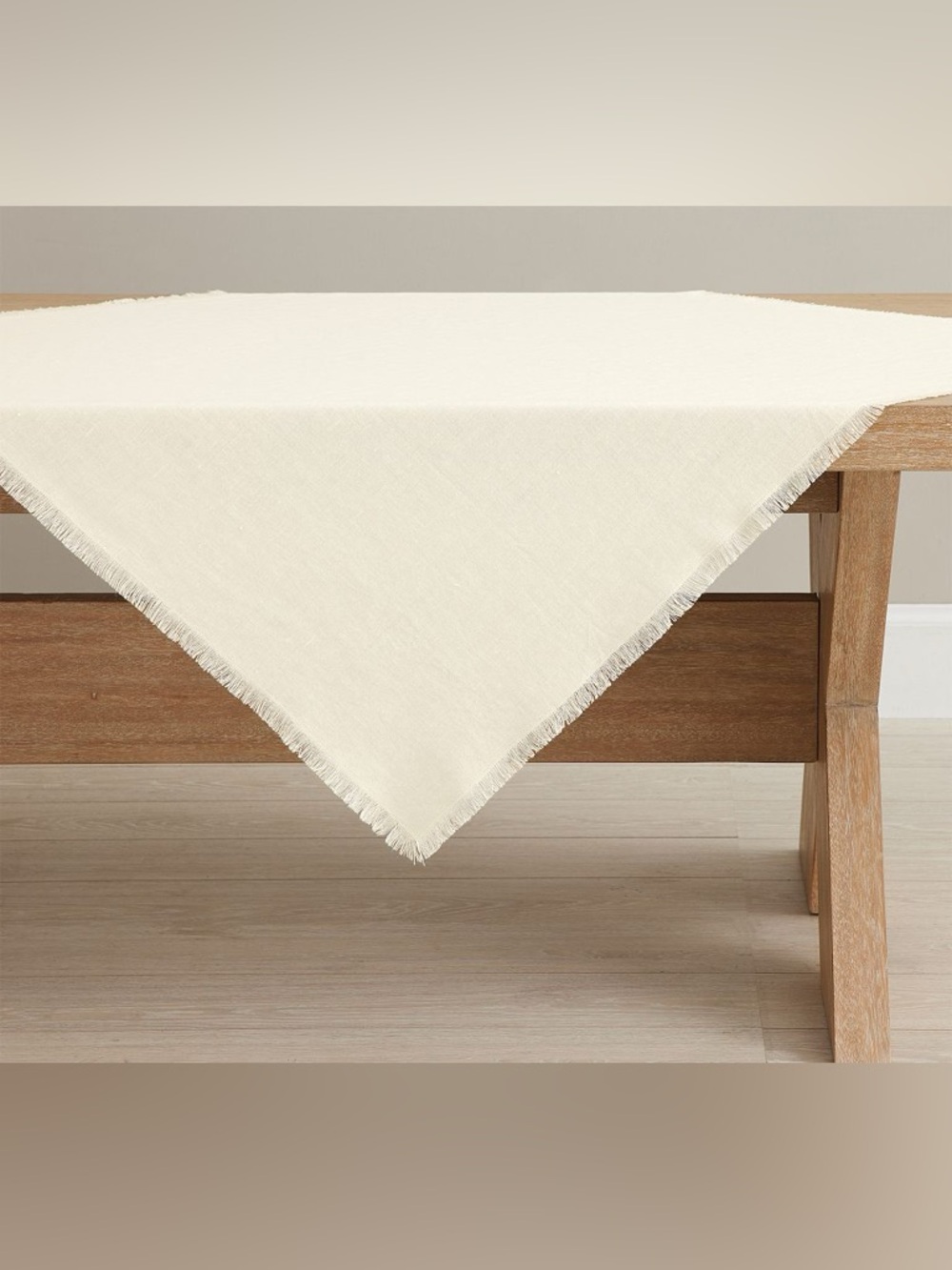 Pottery Barn Frayed Edges Linen Table Throw Tablecloth - Ivory 50" Square NWT